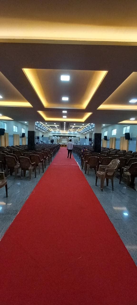 Straight to the stage at S.S Mahal