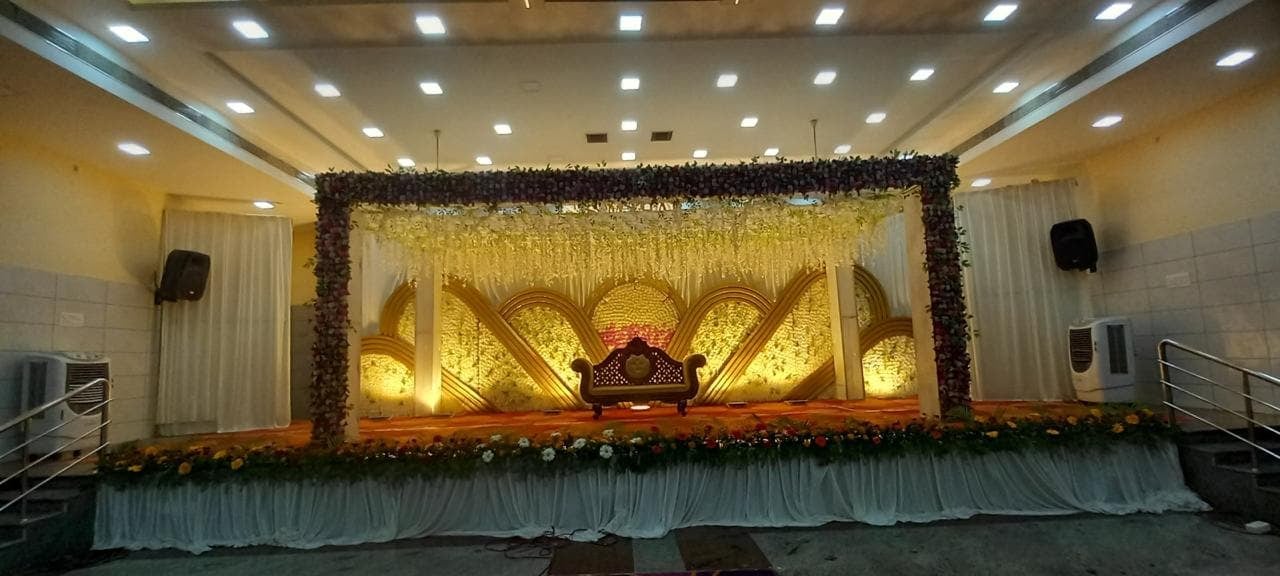 Golden wings, full view at S.S Mahal