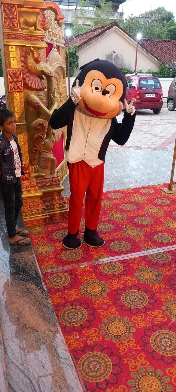 Mickey at the door at S.S Mahal